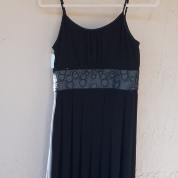 Jones New York spaghetti strap sequin bodice dress - Picture 5 of 5